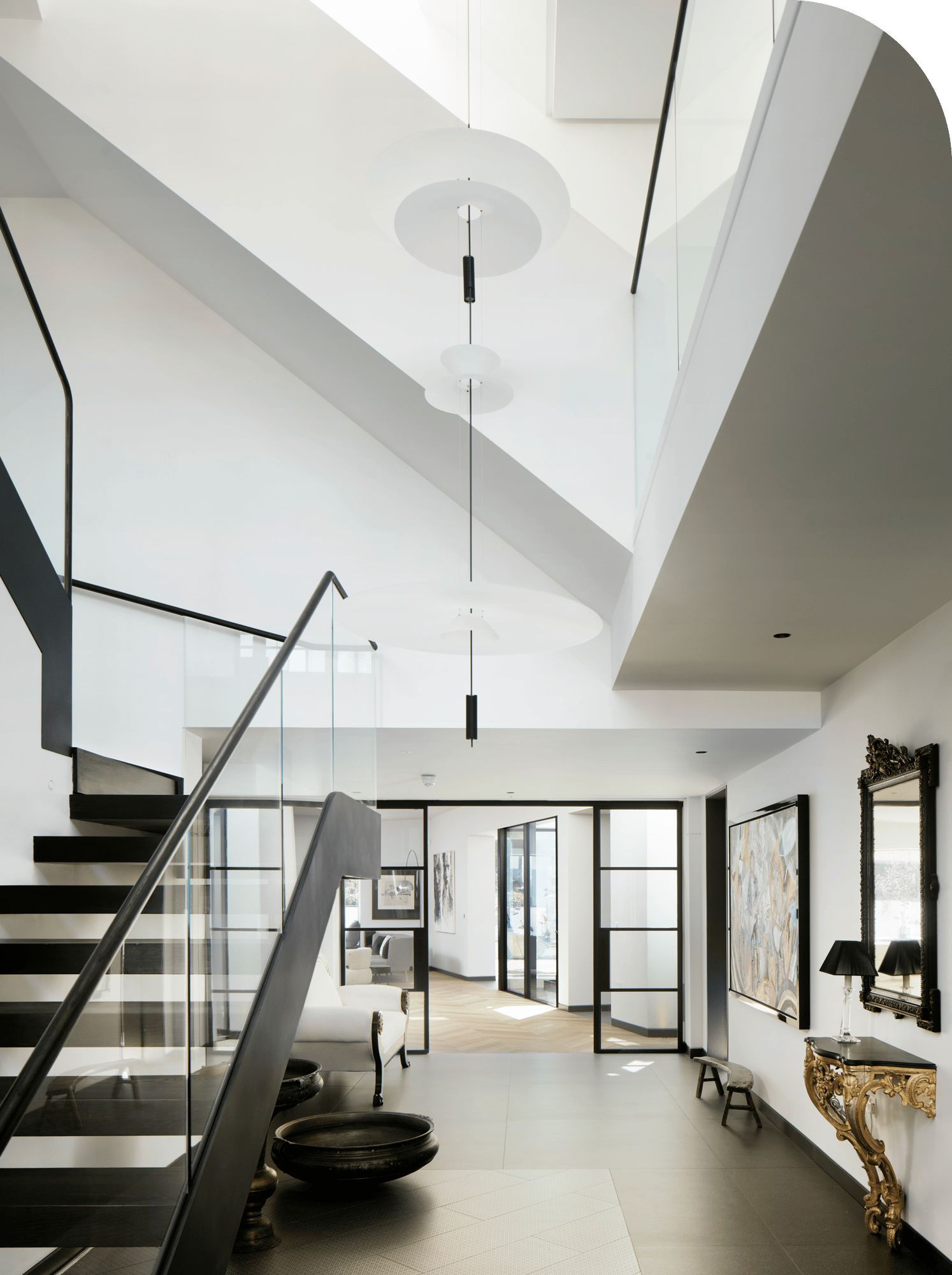 Courtyard house clipped corner