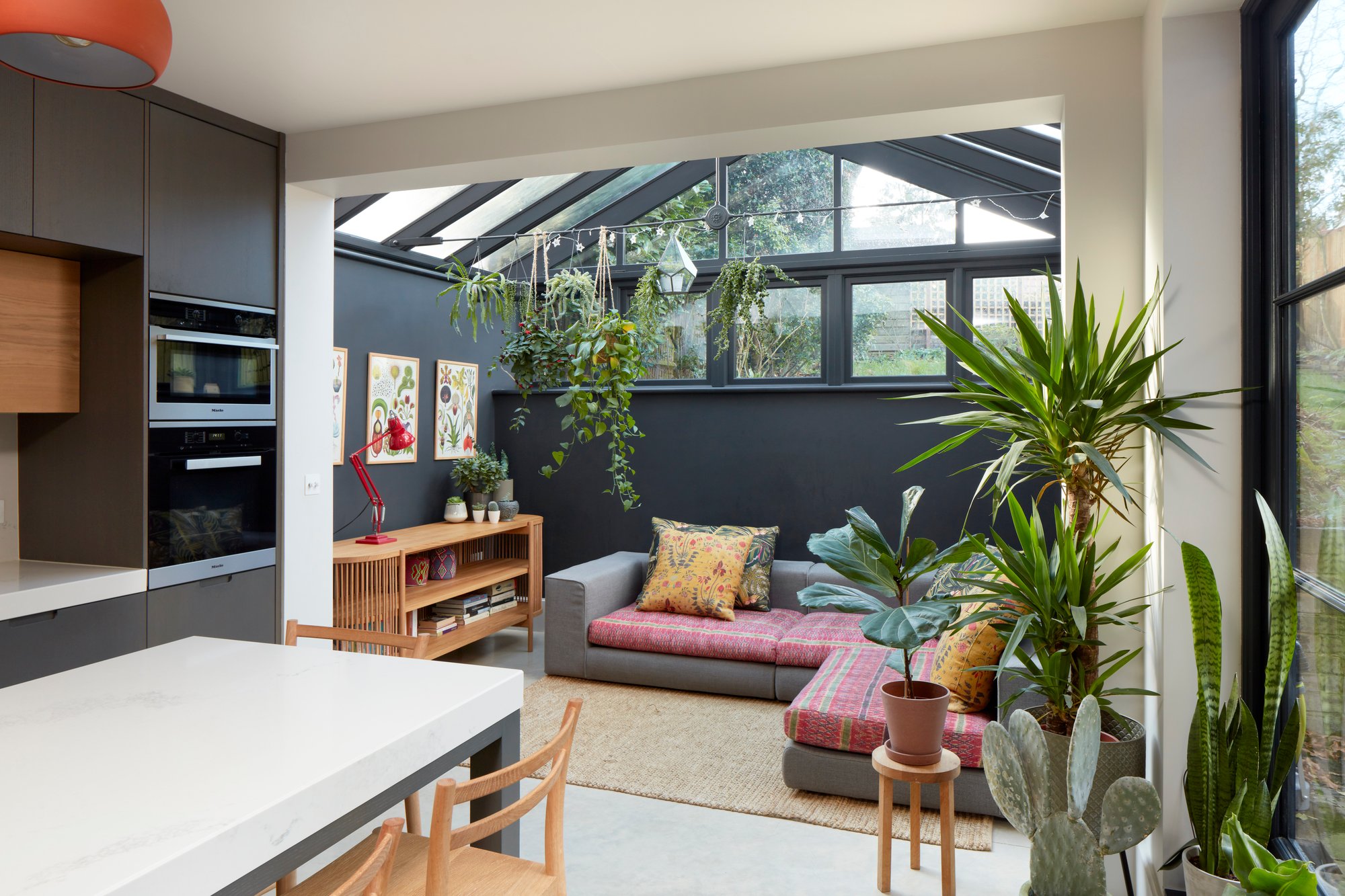 MClayton_2002-3-XUL-CRO_0012_MST