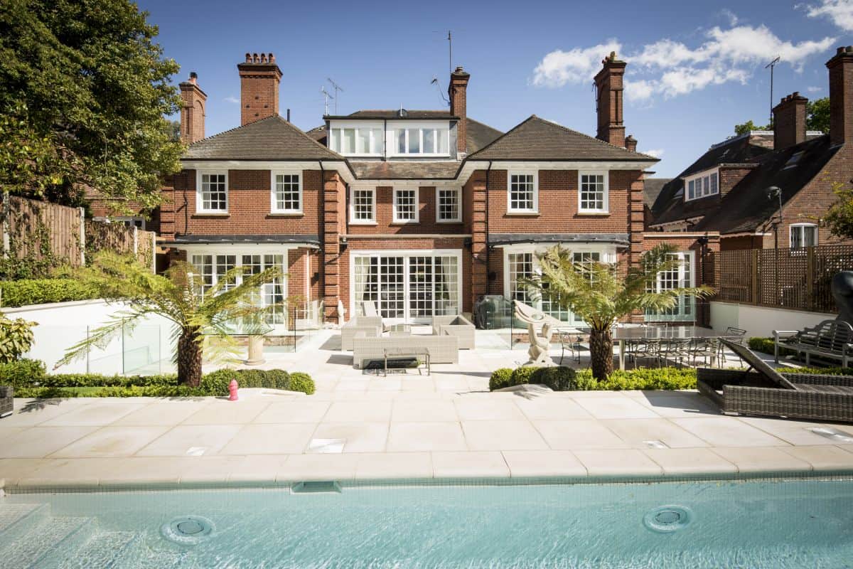 Templewood Avenue