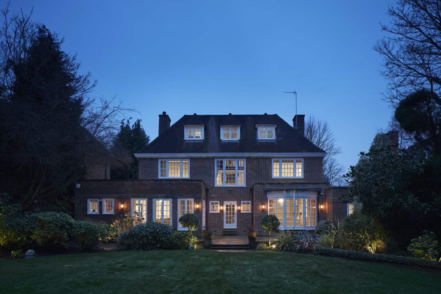 spaniards-close-xul-architecture-matt-clayton-031-1500x1000 (1)